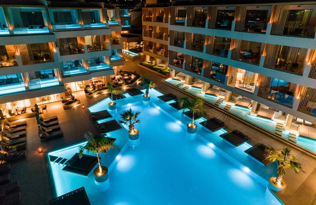 Akasha Beach Hotel & Spa-1